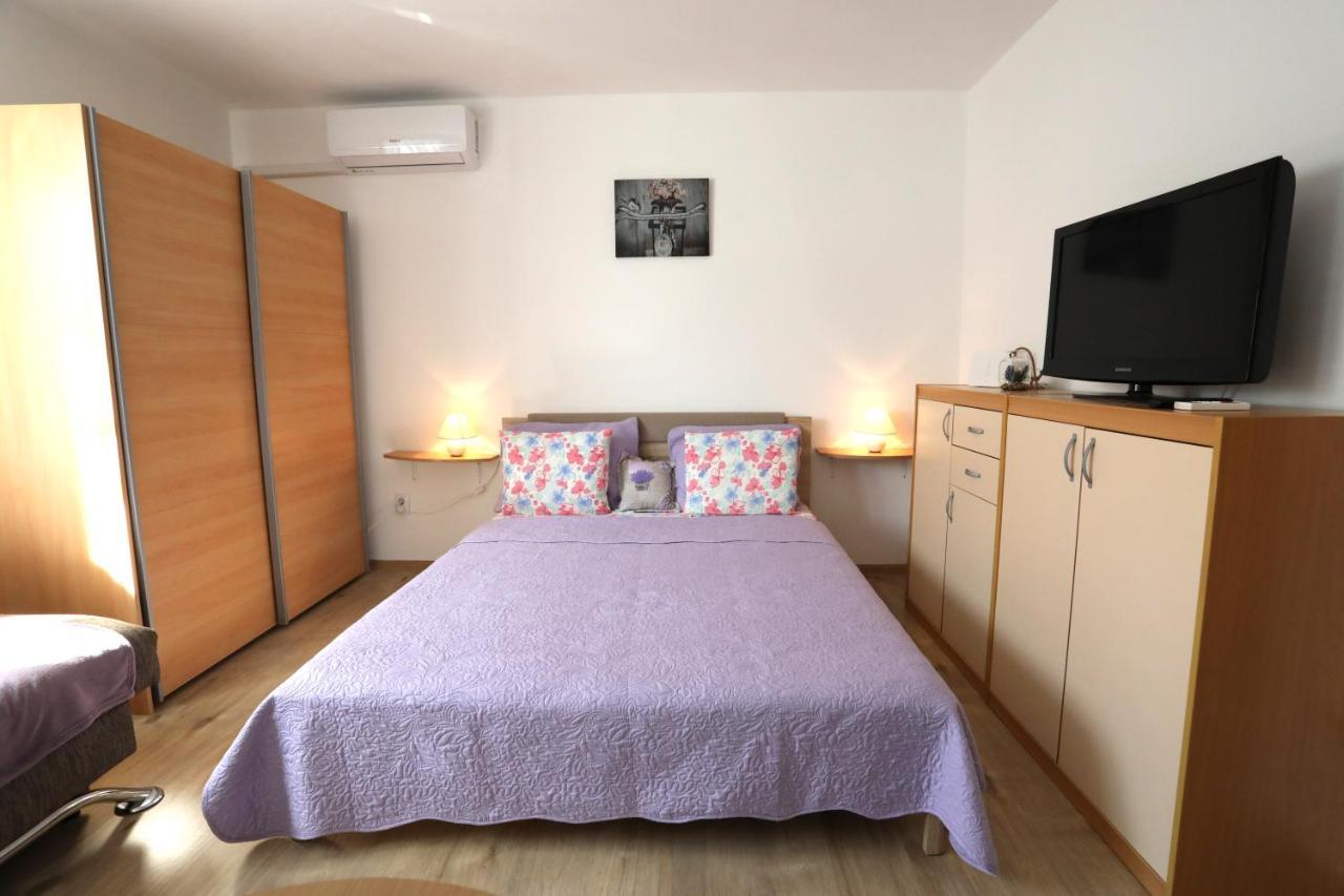 Apartmán App Karla Pula Exteriér fotografie